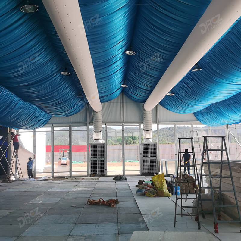 Ar condicionado ou ventilador na barraca gigante