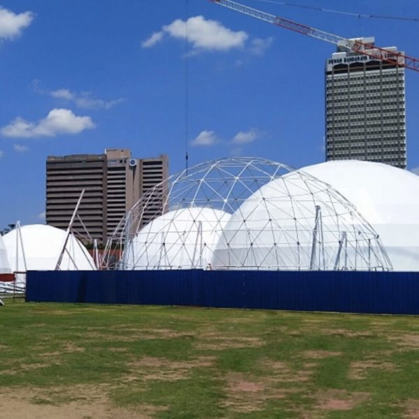 Structure of a half dome tent